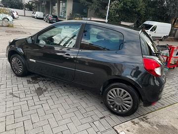 Renault clio 1.2 benzina