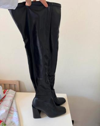 Stivali sopra il ginocchio