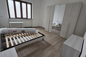 Stanze x studenti in Via Roma 283