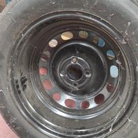 Cerchione R16 nuovo con copertura Michelin