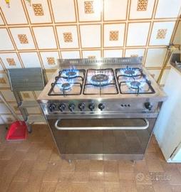 cucina a gas 5 fuochi