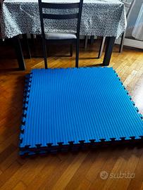 Set 4 tappetini sportivi in gomma 100x100x4