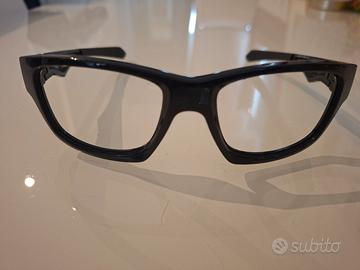 occhiali Oakley