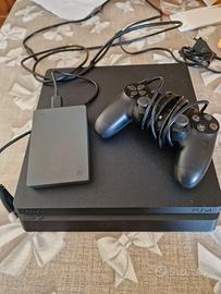 Ps4 500Gb - come nuova -compreso di Hd 2Tb Seagate