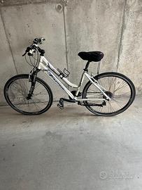 Bici da trekking donna - Frera Hydroline