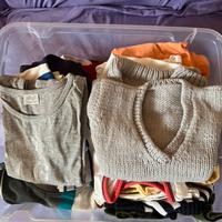 Abbigliamento bimbi  box da  25€