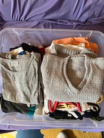 Abbigliamento bimbi  box da  25€