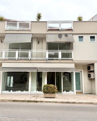 Locale Commerciale fronte strada