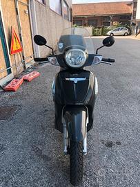 Scarabeo 200