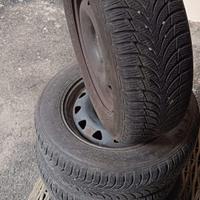 4 cerchi in ferro da 14 con gomme