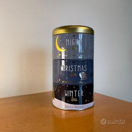 Scatola di latta natalizia