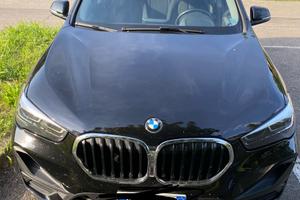 BMW X1 Business Advangard.