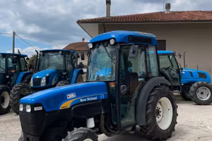 New Holland TN95VA