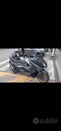 YAMAHA T-MAX 530 BLACK MAX  EDITION