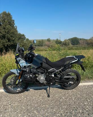 CF Moto 450 MT