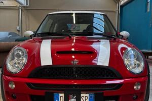 Mini 1.6 16V Cooper S - John Cooper WORKS