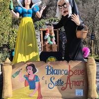 Statue in polistirolo Biancaneve e strega