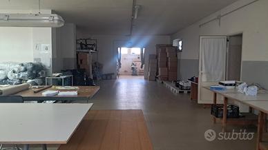 Locale commerciale mt 300