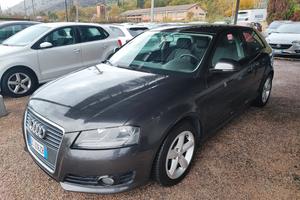 Audi A3 1.6 TDI 105 CV CR Attraction
