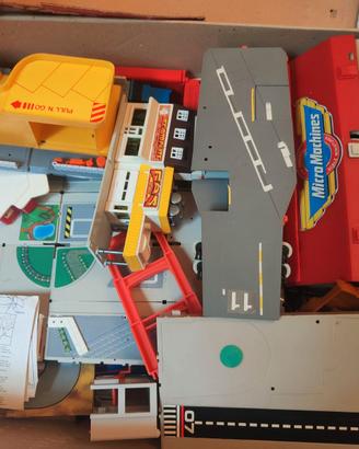 micro machines: città valigietta, super camion ecc