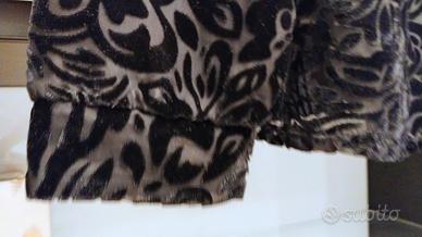 Deliziosa blusa in velluto nero  con trasparenze !