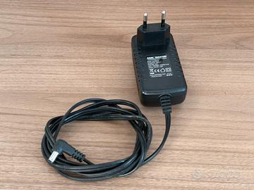 Alimentatore 9 Volt / 2 Ampere