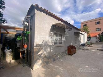 APPARTAMENTO RISTRUTTURATO CON GIARDINO