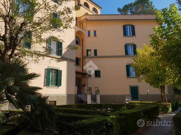 2 LOCALI A ROMA