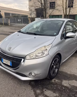 Peugeot 208 1400 Gpl fino 2034