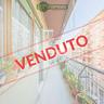 ampio-bilocale-con-due-balconi