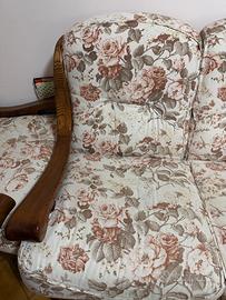 Divano piu due poltrone