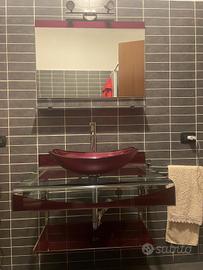 Bagno completo in vetro bordeaux 