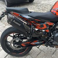 Akrapovic Duke 790