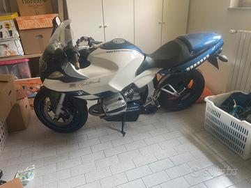 BMW R1100S