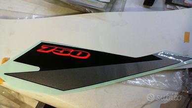 ADESIVO GSX-R 750 04-05 SUZUKI 68145-30G10-BRA