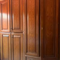 Armadio vintage in legno