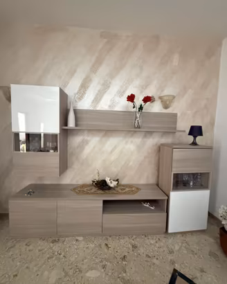 Parete attrezzata nuova