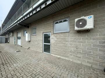 MAGAZZINO A BOLLENGO