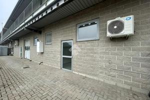 MAGAZZINO A BOLLENGO