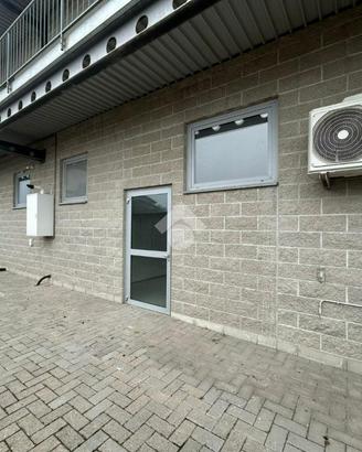 MAGAZZINO A BOLLENGO