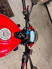 Monster 821
