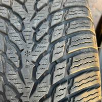 Gomme 215/60 r17 96H