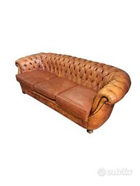 Divano Chester Vintage Rosso