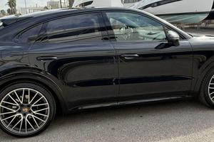 Porsche Cayenne Coupé Platinum Edition 09/22