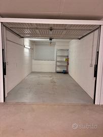 Garage moderno (17mq) zona Terlano