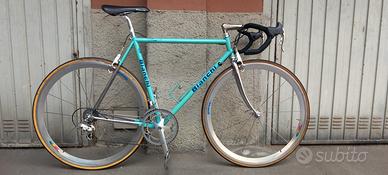 Biciclette da corsa vintage Colnago Master Bianchi