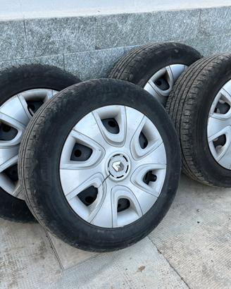 Renault Captur prima serie 4 ruote