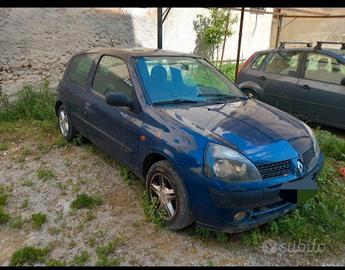 auto intera per ricambi 