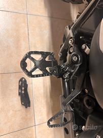 Triumph street scrambler pedaline pedivelle