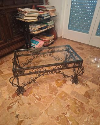 tavolino in ferro battuto 